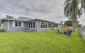 Charming Home With Patio, 7 Mi To Sunset Beach!